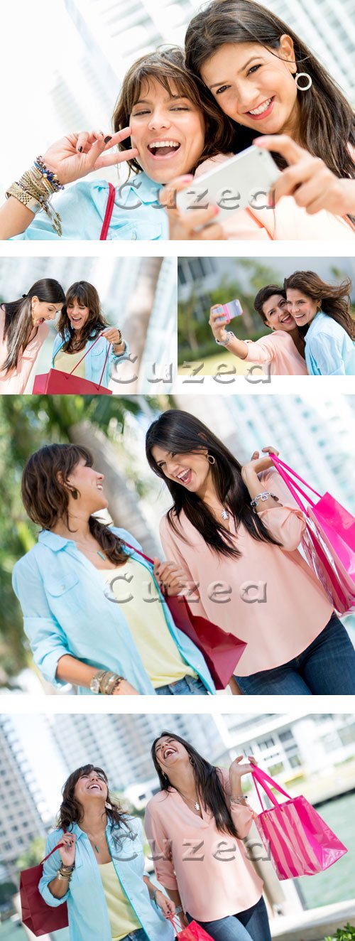   / Girls with purchases - Stock photo